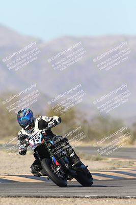 media/Dec-04-2025-Racers Edge (Thu) [[5ebc9f124d]]/3-B Group/1-Session 1 (Turn 7)/